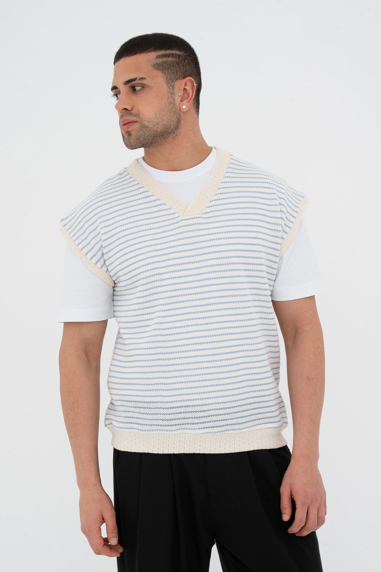 Sıfır Kollu Oversize Triko Süveter